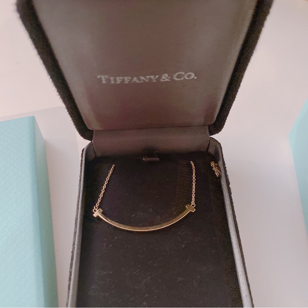 Tiffany Smile Necklace Rose Gold